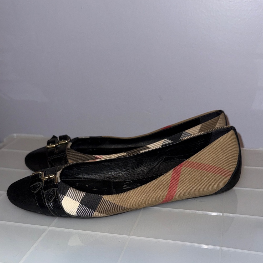 Burberry Check Ballet Flats w/ Leather Toe & Buckle – Size 39